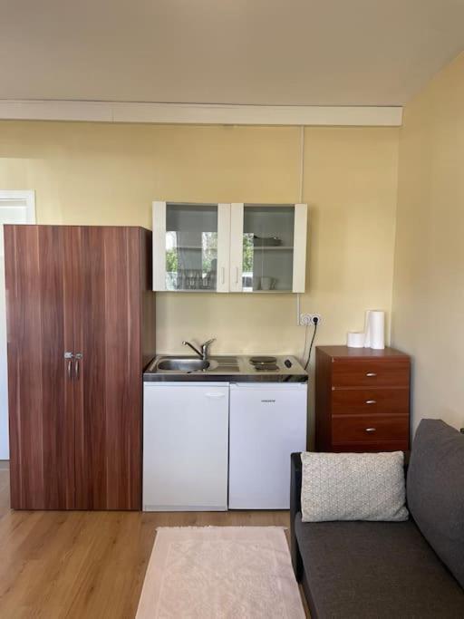 Einzimmerwohnung + Dusche Und Wc เบอร์ลิน ภายนอก รูปภาพ